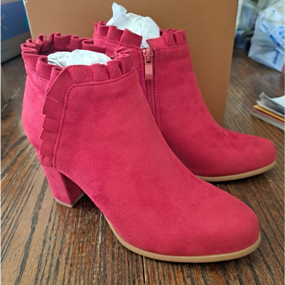 9 Perphy Red Microsuede Block Heel Ruffle Top Ankle Boots Booties